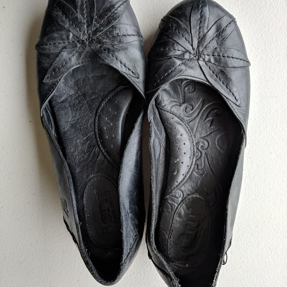 Born black flats